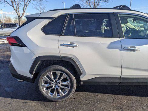 Certified 2019 Toyota RAV4 Limited w/ Advanced Technology Package AWD/4WD image 6