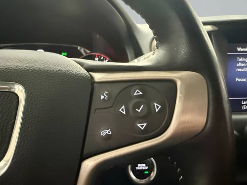 Used 2022 GMC Terrain Denali w/ Denali Premium Package AWD/4WD image 19