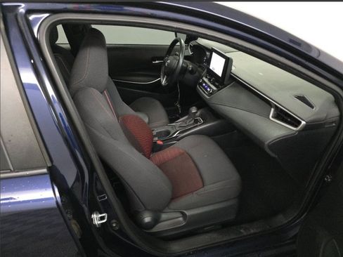 Used 2023 Toyota Corolla SE image 12