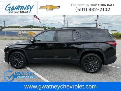 Used 2023 Chevrolet Traverse RS FWD image 8