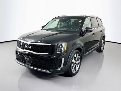 Used 2022 Kia Telluride EX w/ EX Premium Package FWD image 4