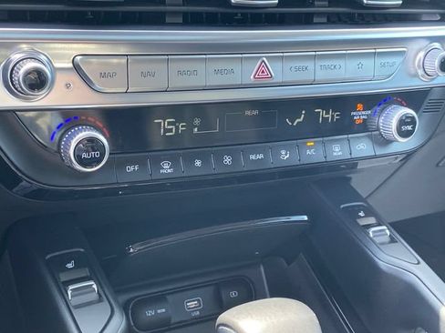 Used 2022 Kia Telluride S AWD/4WD image 14