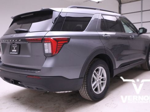New 2026 Ford Explorer Active image 5