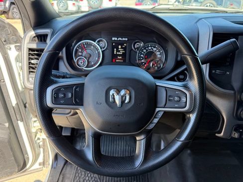 Used 2024 RAM 3500 Tradesman w/ Chrome Appearance Group AWD/4WD image 15