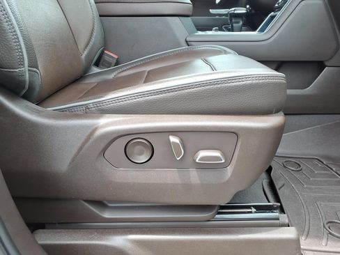 Used 2022 GMC Sierra 1500 Denali RWD image 13