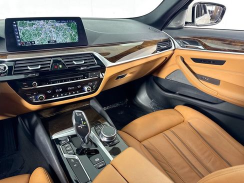 Used 2018 BMW 540i RWD image 30