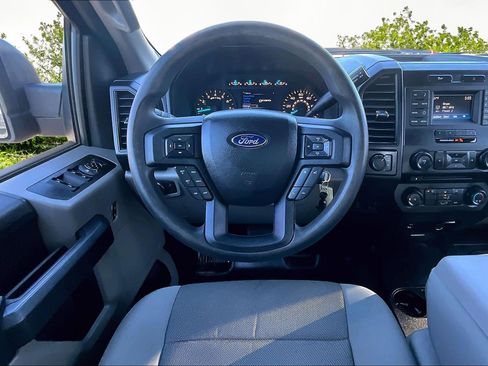 Used 2016 Ford F150 XL w/ Equipment Group 101A Mid image 5