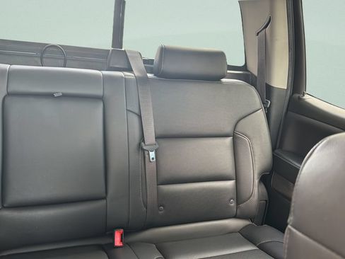 Used 2018 GMC Sierra 1500 SLT AWD/4WD image 18