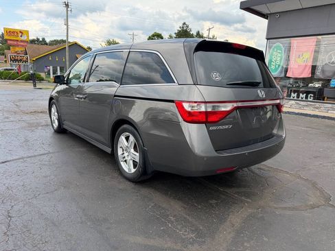 Used 2011 Honda Odyssey Touring image 4