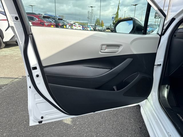Used 2023 Toyota Corolla LE FWD image 15