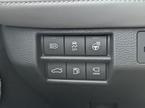 Used 2019 Toyota Avalon Limited w/ Advanced Safety Package FWD image 21