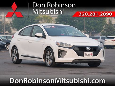 Used 2019 Hyundai Ioniq Plug-In Hybrid FWD image 1