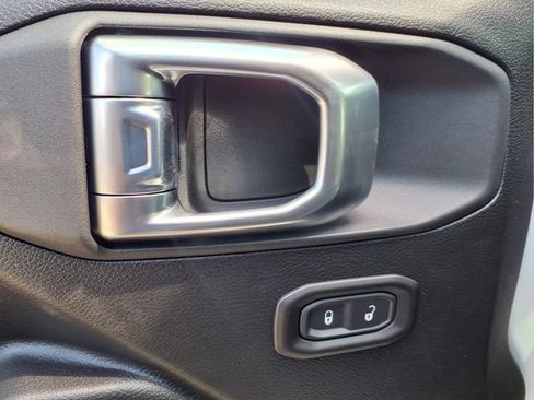 New 2026 Jeep Gladiator Sport AWD/4WD image 13