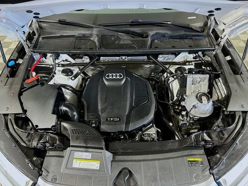 Used 2018 Audi Q5 2.0T Premium Plus w/ Premium Plus Package AWD/4WD image 38