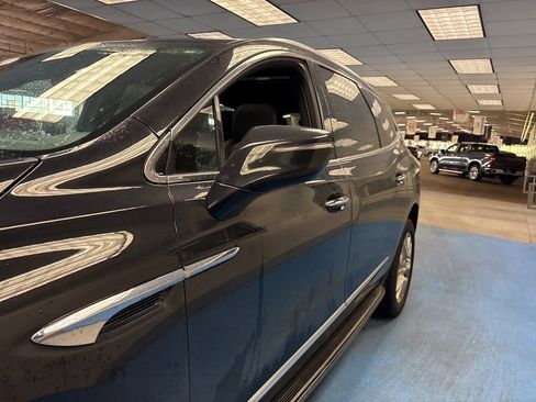 Certified 2023 Buick Enclave Essence w/ Experience Buick Package AWD/4WD image 18