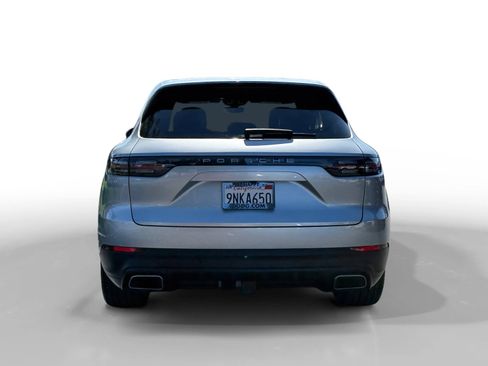 Used 2021 Porsche Cayenne AWD/4WD image 4