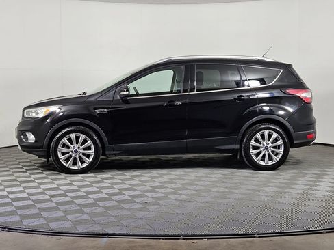Used 2017 Ford Escape Titanium FWD image 3