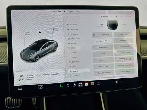 Used 2018 Tesla Model 3 Long Range RWD image 42