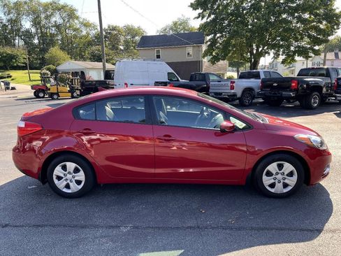 Used 2016 Kia Forte LX FWD image 4