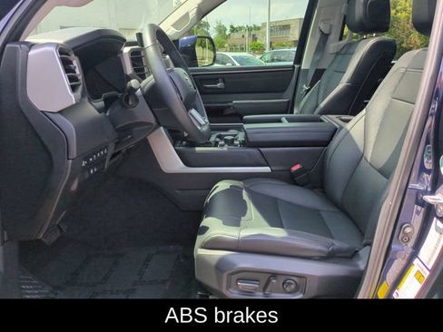 Used 2024 Toyota Tundra Limited AWD/4WD image 12