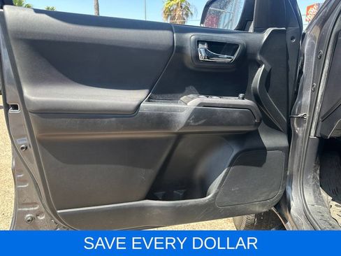 Used 2021 Toyota Tacoma TRD Sport w/ Technology Package RWD image 8