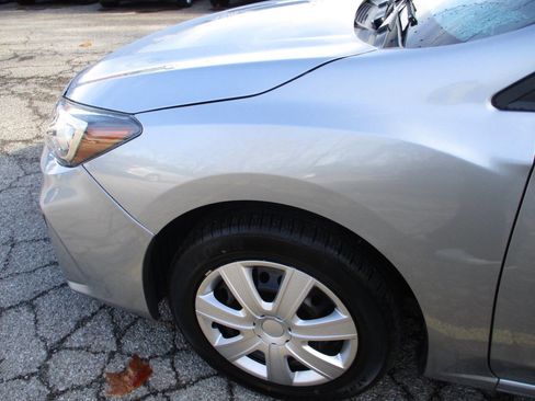 Used 2019 Subaru Impreza 2.0i image 13