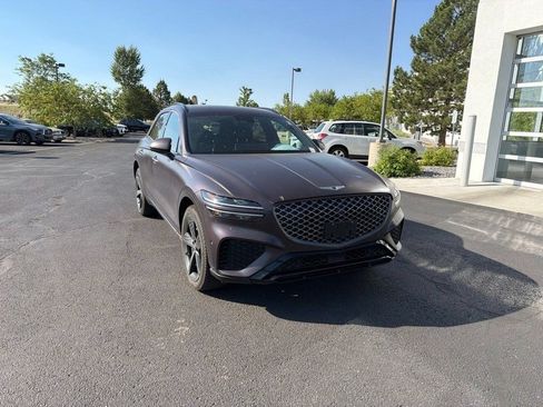 Used 2023 Genesis GV70 3.5T Sport w/ Sport Prestige Package AWD/4WD image 7