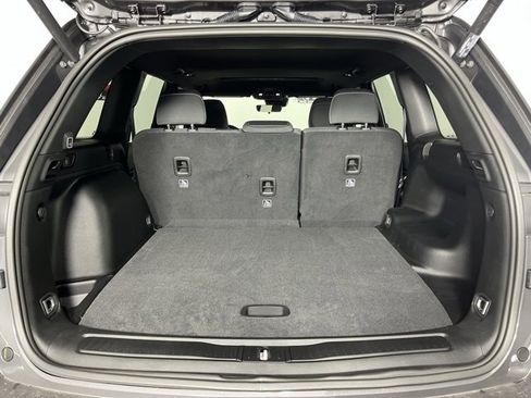 New 2025 Jeep Grand Cherokee Laredo X w/ Luxury Tech Group I image 27