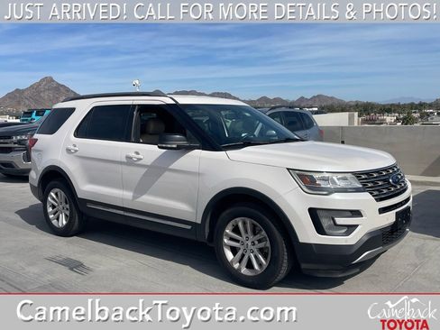 Used 2017 Ford Explorer XLT w/ Equipment Group 202A image 1