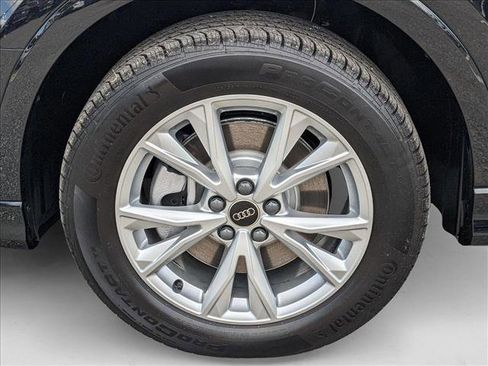 New 2025 Audi Q3 2.0T Premium image 9