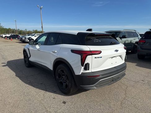 Used 2024 Chevrolet Blazer EV AWD Police image 2