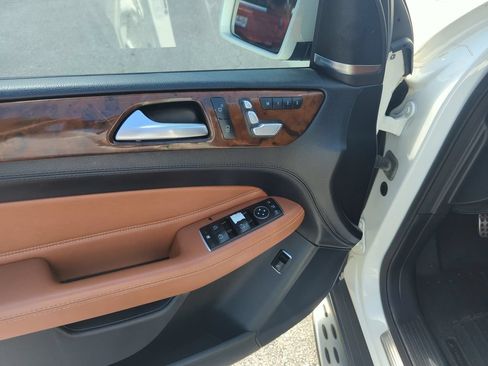 Used 2016 Mercedes-Benz GLE 400 4MATIC image 18