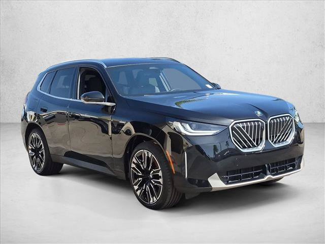 Certified 2025 BMW X3 xDrive30i w/ Premium Package AWD/4WD image 3