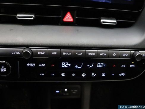 Used 2025 Hyundai Ioniq 5 SEL image 16