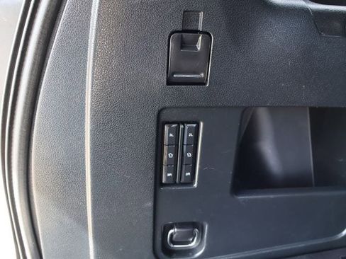 Certified 2021 Ford Expedition XLT RWD image 17