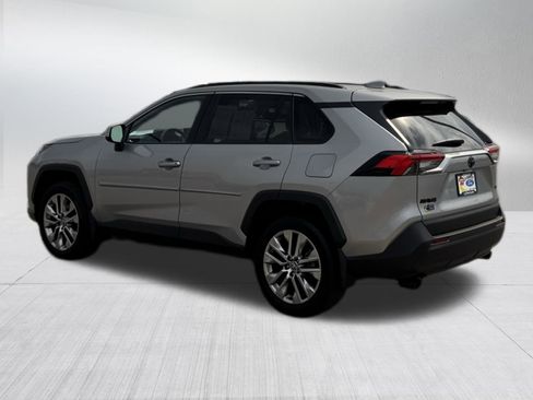 Used 2024 Toyota RAV4 XLE Premium image 5