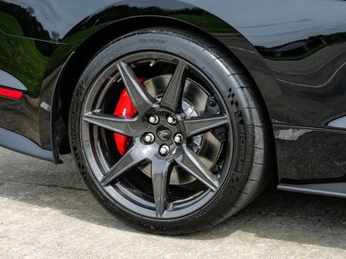 Used 2020 Ford Mustang Shelby GT500 w/ Carbon Fiber Track Pack RWD image 56
