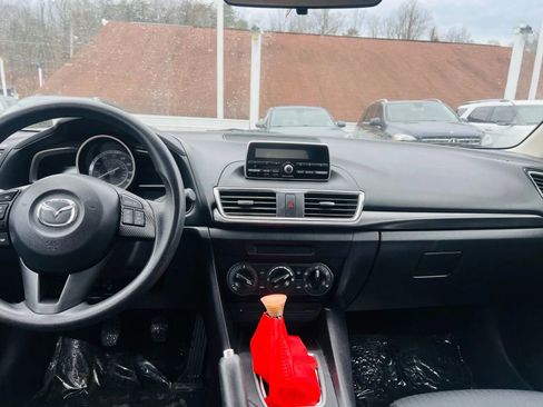 Used 2014 MAZDA MAZDA3 i Sport image 31