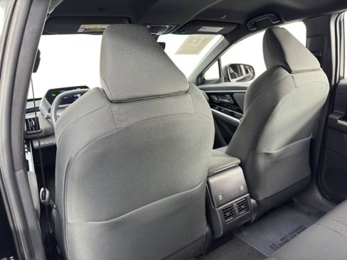 Used 2024 Subaru Solterra Premium image 32