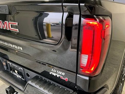 Used 2021 GMC Sierra 1500 AT4 w/ AT4 Value Package image 25