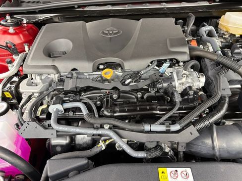 Used 2026 Toyota Camry Hybrid FWD image 40