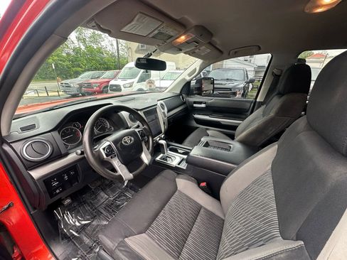 Used 2016 Toyota Tundra SR5 w/ TRD Off Road Package image 11