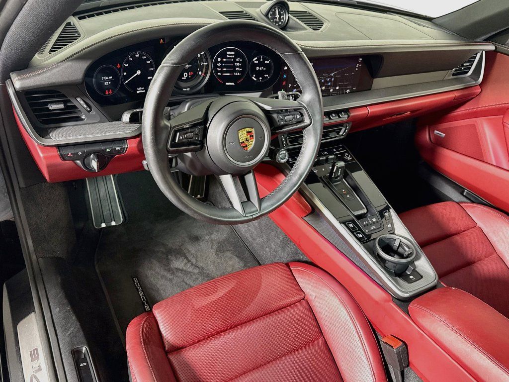 Certified 2022 Porsche 911 Carrera S RWD image 4