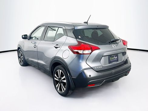Used 2020 Nissan Kicks SV FWD image 5