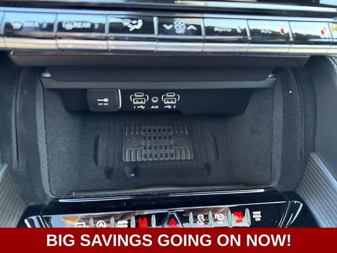 New 2026 Jeep Grand Wagoneer Summit AWD/4WD image 28