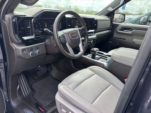 Used 2025 GMC Sierra 1500 SLT w/ SLT Convenience Package AWD/4WD image 7