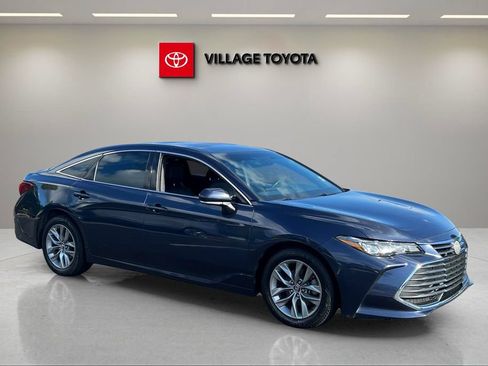 Certified 2019 Toyota Avalon XLE FWD image 7