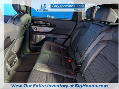 Used 2024 Lincoln Nautilus Reserve w/ Equipment Group 203A AWD/4WD image 18