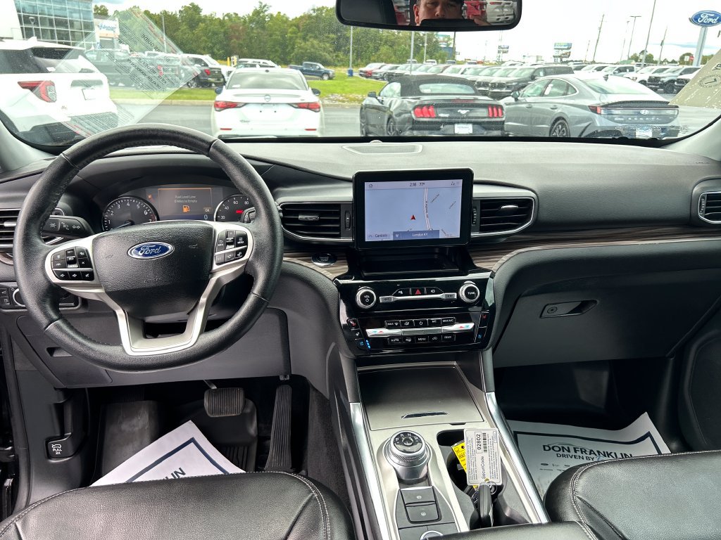 Used 2022 Ford Explorer Limited AWD/4WD image 15