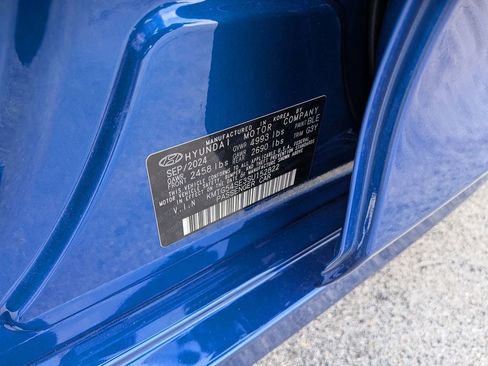 Used 2025 Genesis G70 3.3T Advanced w/ Sport Prestige Package image 31